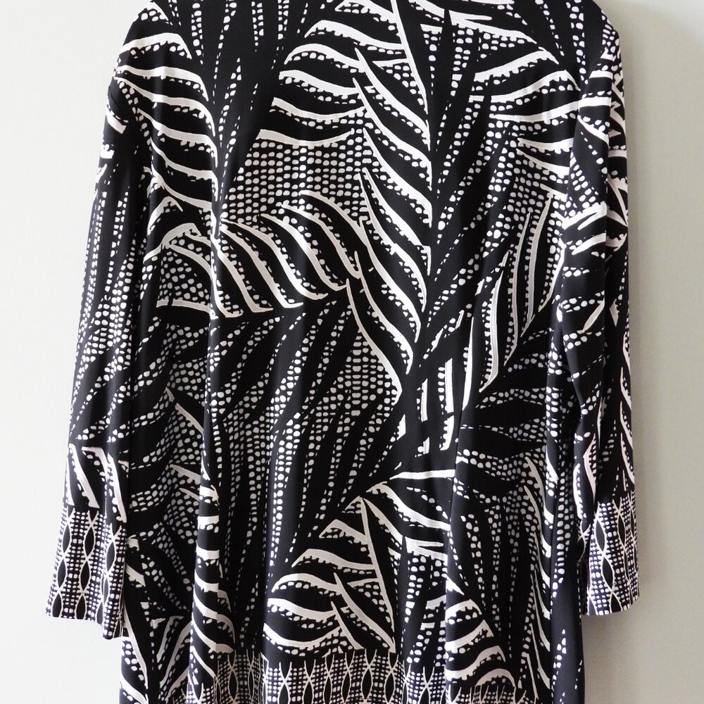 Joseph Ribkoff zipperd blazer - Picture 5 of 6